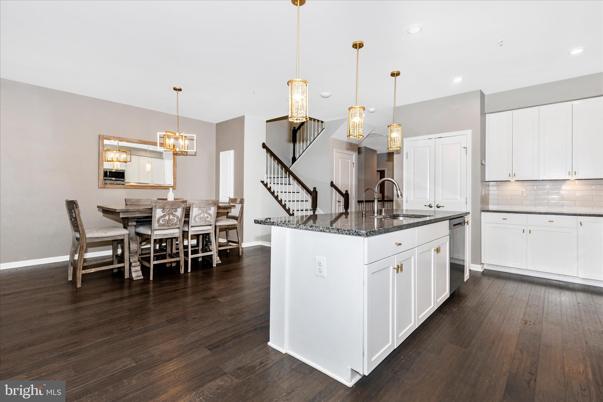 CABIN BRANCH - Residential