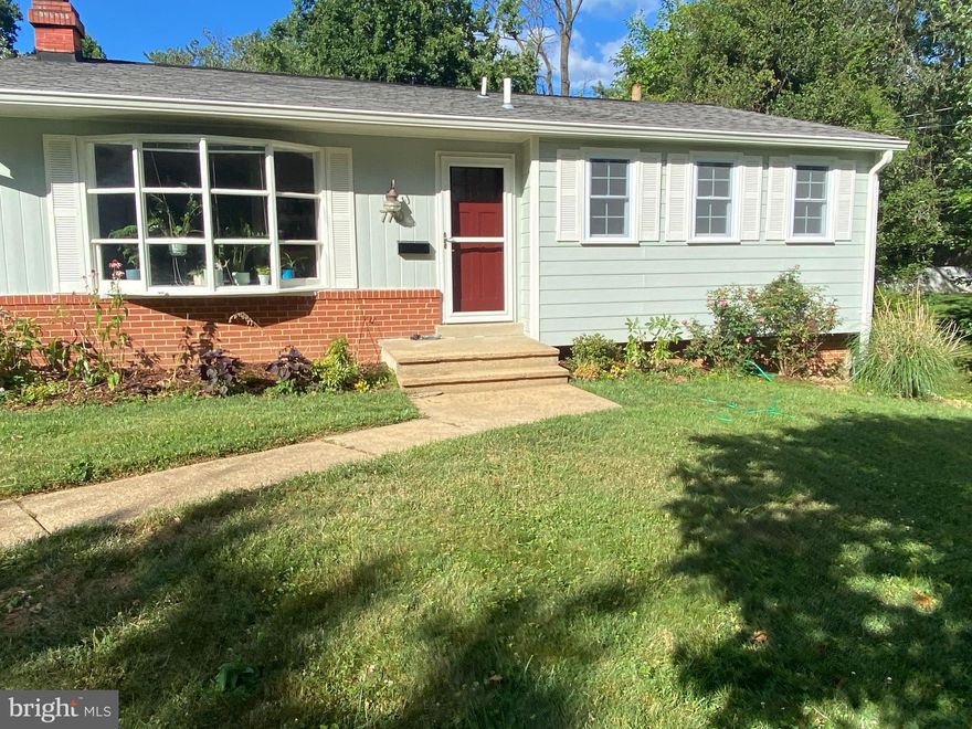 ​This newly fully renovated & spacious 2 level home with large rear deck has a gorgeous private fenced backyard and is just 1 mile to the McLean Metro station and shops. A bus stop is at the corner for a quick ride to the Metro stop.
Newly painted inside and out and meticulously maintained this gem, in addition to having new stairs, all new lighting, new doors and all new hardware has  an all new (2024) expanded open kitchen with granite counters and granite breakfast bar, stainless steel appliances, 42" white wood cabinets, and 18"x 18" travertine tile floor.
​The home  also showcases newly refinished solid oak flooring and a large open living room with: recessed lighting, a bow window & built-in bookshelves. The  dining room  opens to the expanded kitchen and has direct access to the side yard.  A main level "bonus room" is drenched in sunlight with sliding glass doors to the rear deck. The large closet and built-ins in the "bonus room" allow it to be used as a 3rd bedroom if preferred.
The 2nd bedroom is currently used as a sitting room off the primary bedroom and features beautiful treed views, sliding glass doors to the rear deck, a large closet and new French doors leading to the primary bedroom with recessed lighting.  A fully renovated main level bath features a new ceramic tile tub surround and a comfort height vanity with granite top & undermount sink as well as medicine cabinet. 

 The expansive lower level has a straight walkout to the rear fenced yard and includes a 4th (true) bedroom, a family room area with a wall of bookshelves, a large recreation room, a fully renovated bath with ceramic tile tub surround to ceiling, and a large laundry/ utility room with storage.
The large rear deck provides a great venue for cookouts and entertaining and the stunning fully fenced backyard (with new aluminum fencing & gates on either side of house) provide a  perfect private quiet retreat.
There is driveway parking for two large cars  and the culdesac serves as a gathering place for the wonderfully friendly neighbors. Marshall school pyramid and just 2 mins to Beltway. Available January 1. Owner is licensed realtor
pets on case by case basis,  NO smokers, credit score must be above 725