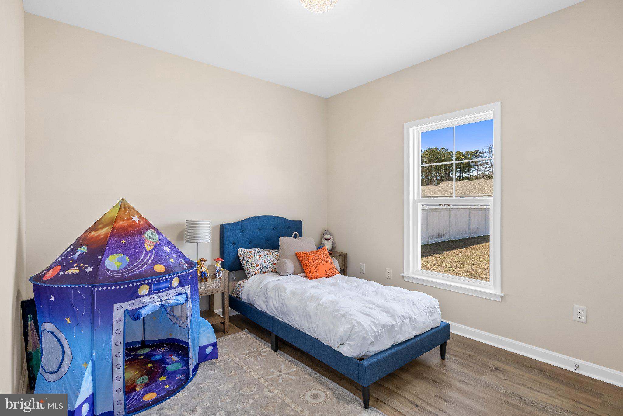 CABIN POINT / GLEBE HARBOR - Residential