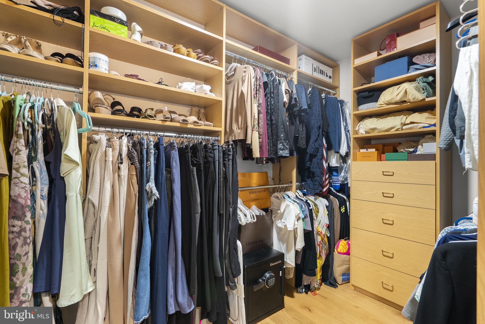 COLLEGE HEIGHTS ESTATES - Residential