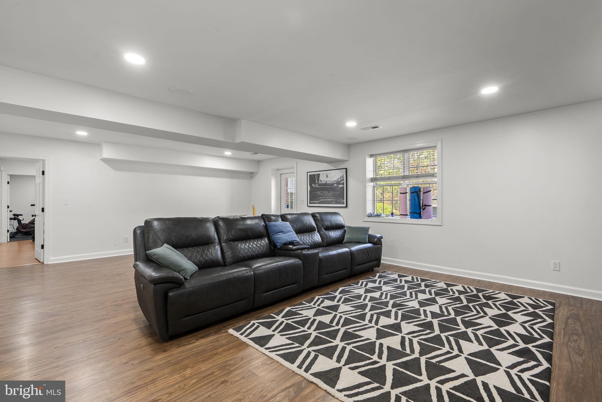 COLLEGE HEIGHTS ESTATES - Residential