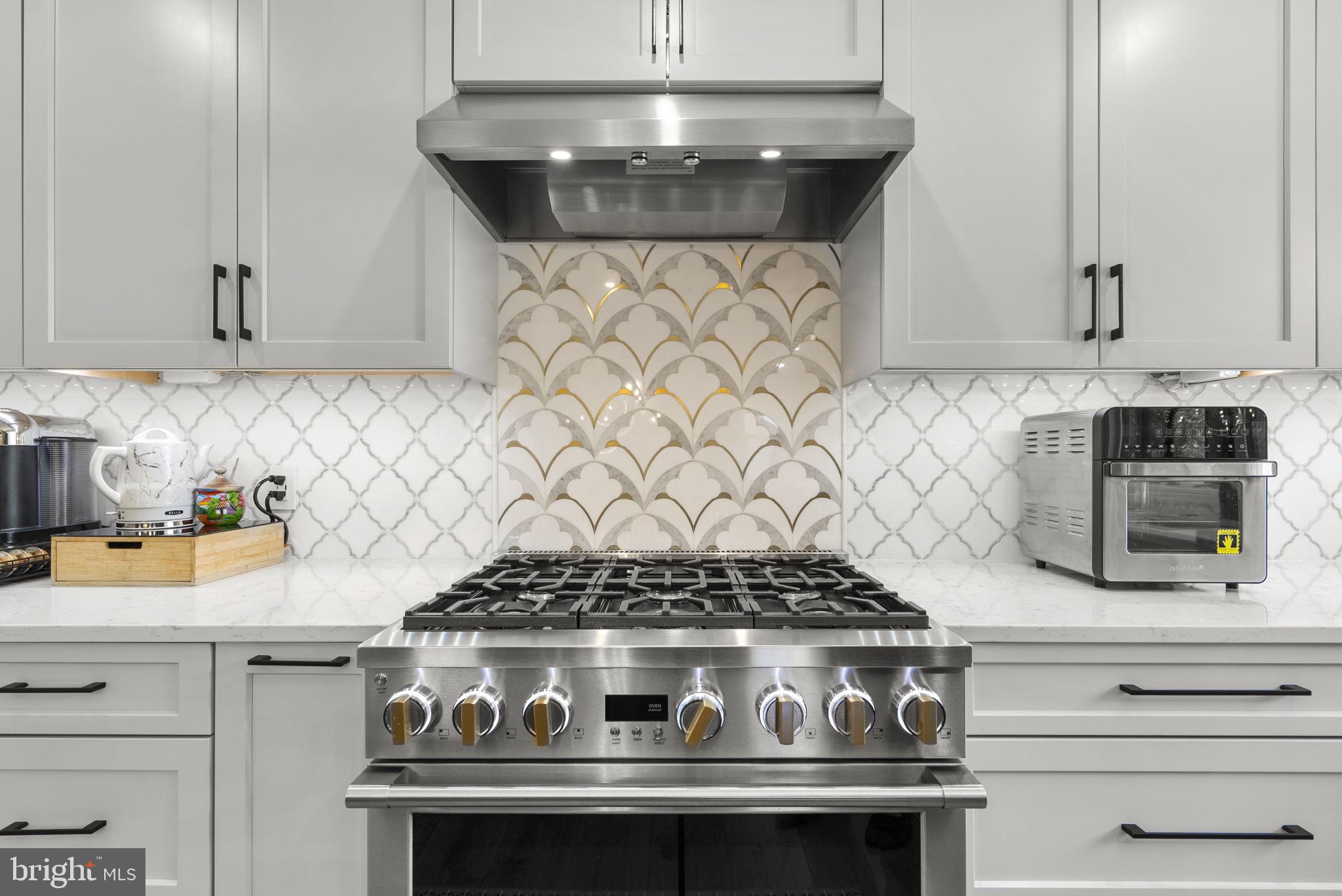 COLLEGE HEIGHTS ESTATES - Residential