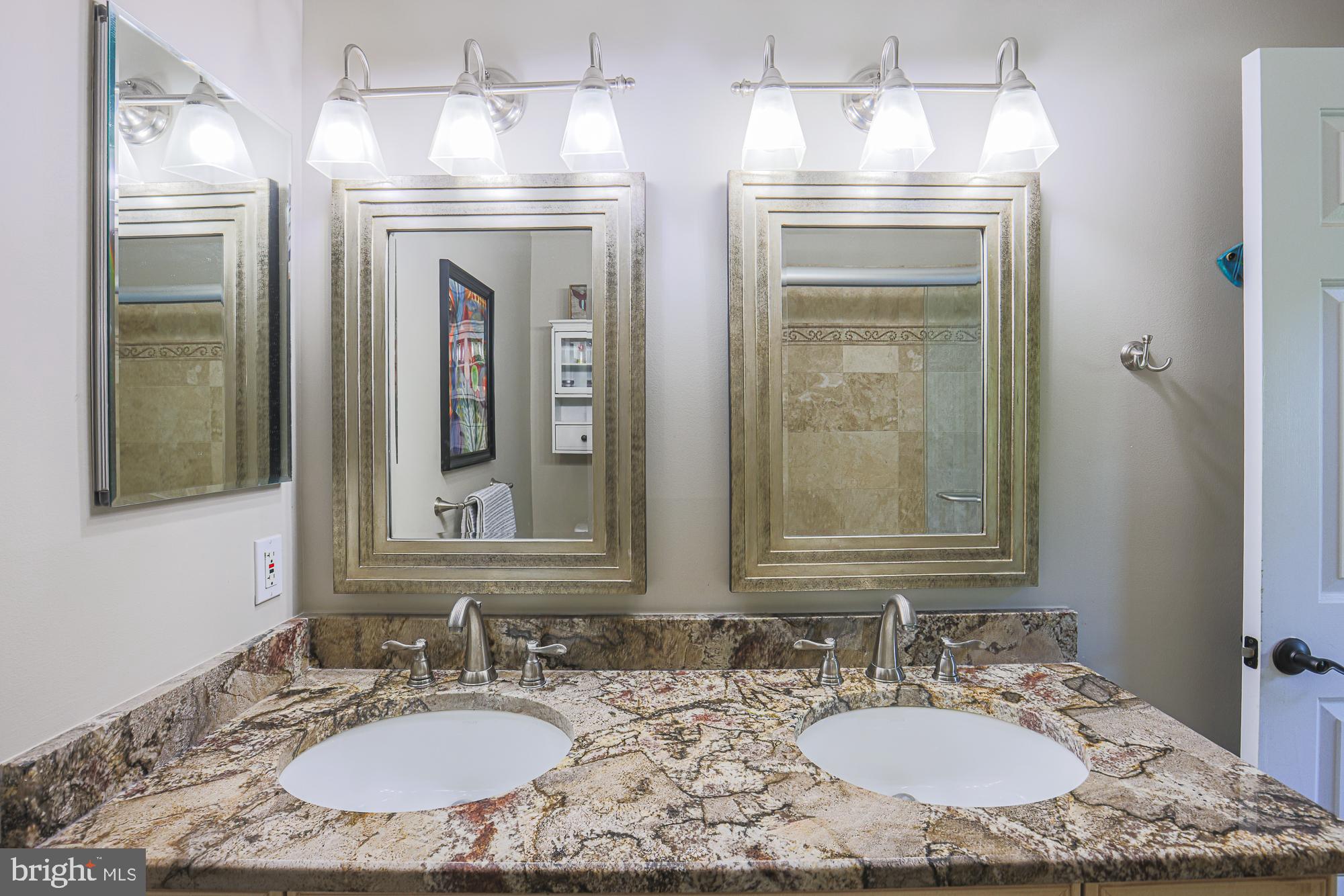 LOVETON FARMS - Residential