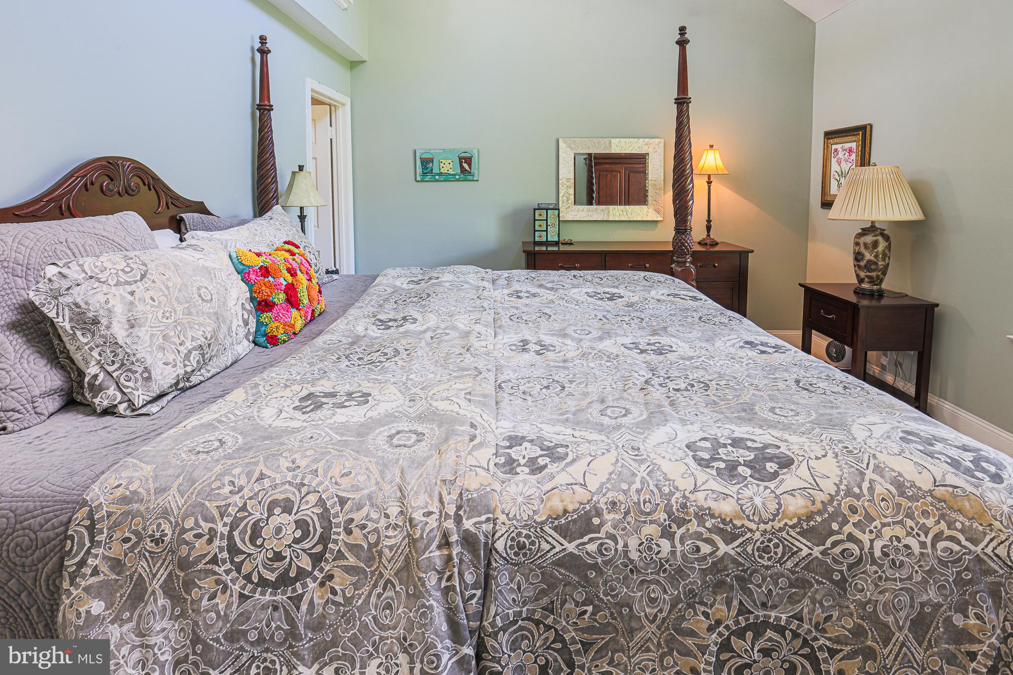 LOVETON FARMS - Residential