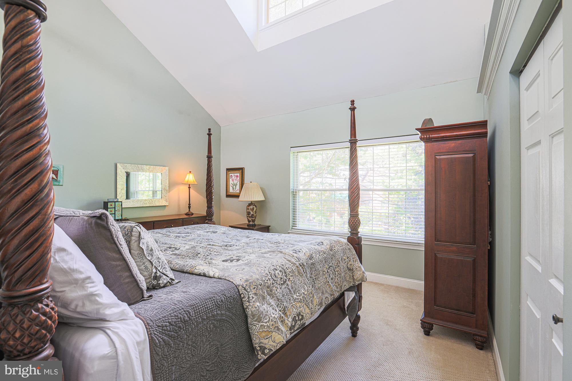 LOVETON FARMS - Residential