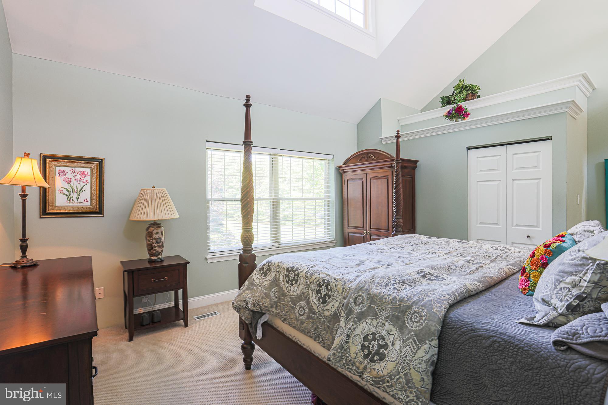 LOVETON FARMS - Residential