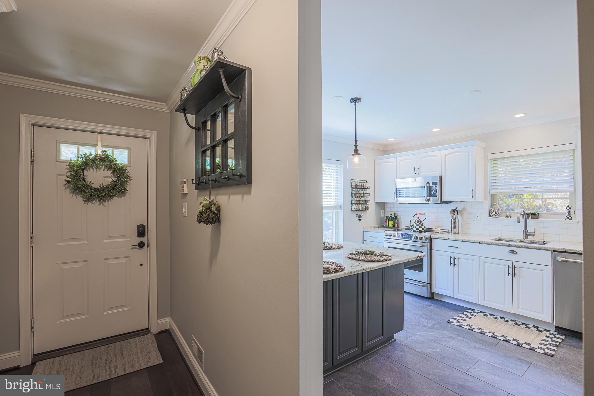 LOVETON FARMS - Residential