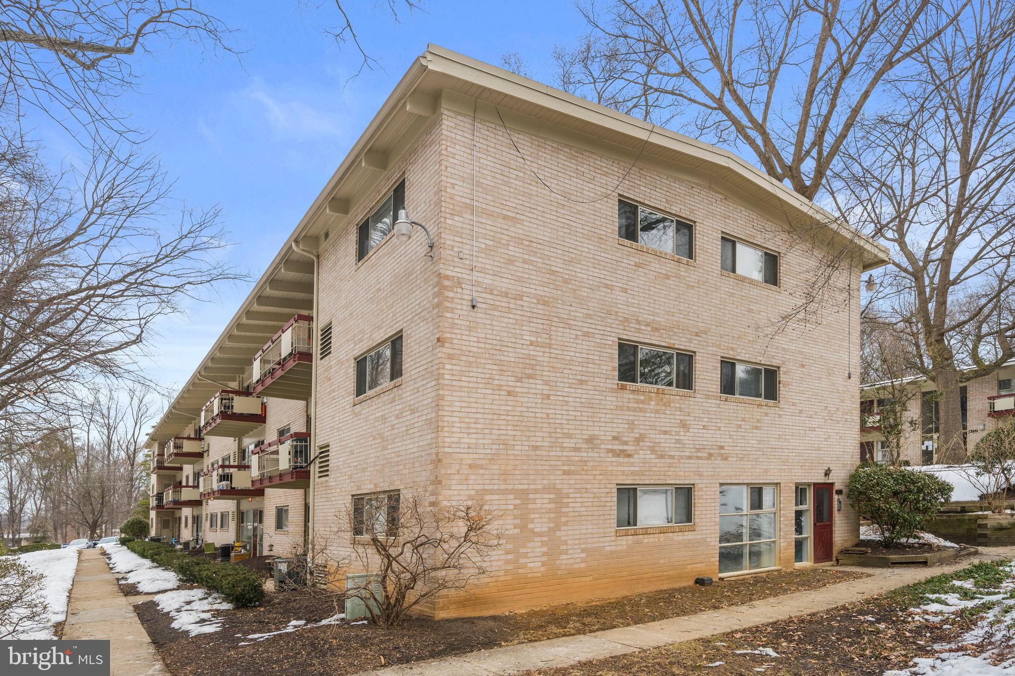 FAIRFAX HERITAGE - Residential