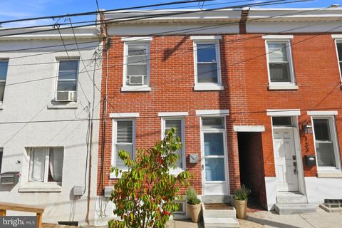 Townhouse For Sale - 131 Dawson Street<br/> PHILADELPHIA, PA 19127