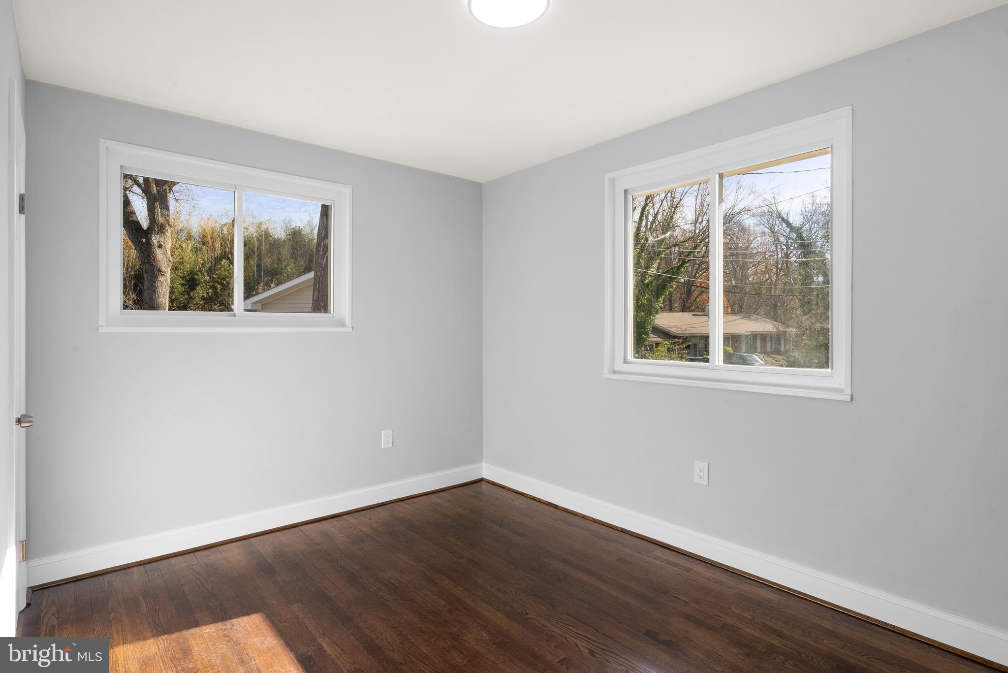 COLLEGE PARK ESTATES - Residential