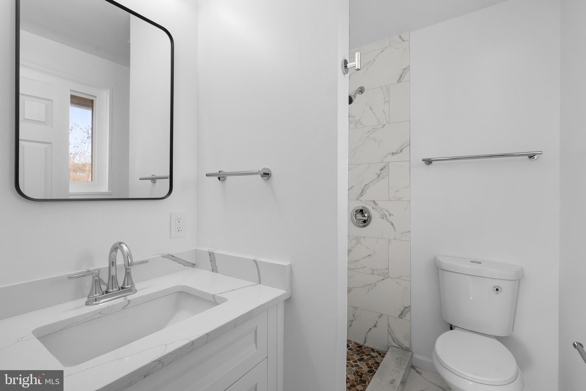 COLLEGE PARK ESTATES - Residential