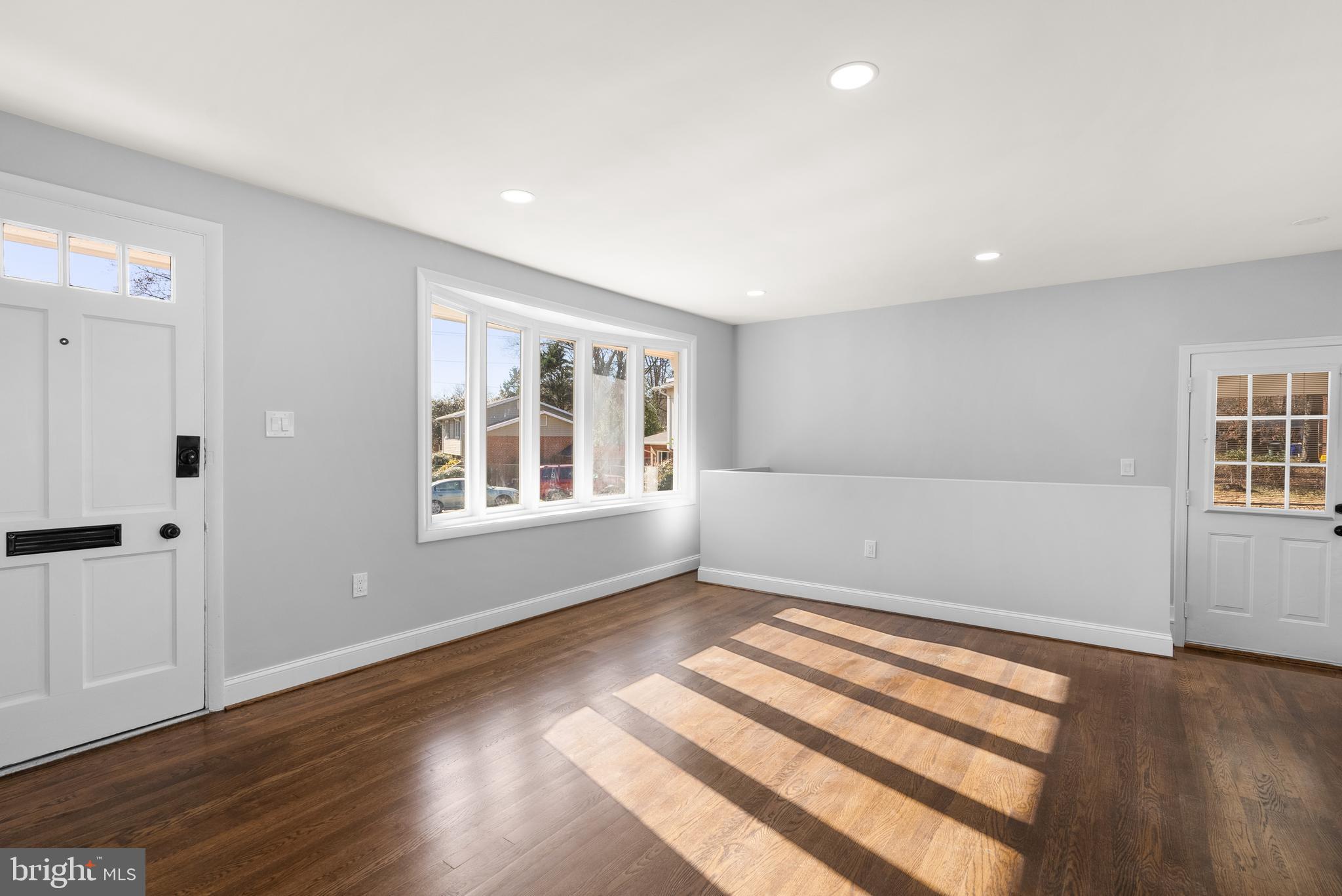 COLLEGE PARK ESTATES - Residential