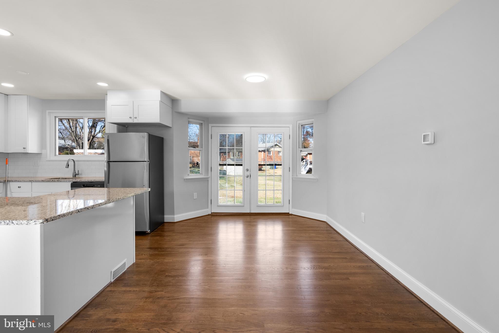 COLLEGE PARK ESTATES - Residential