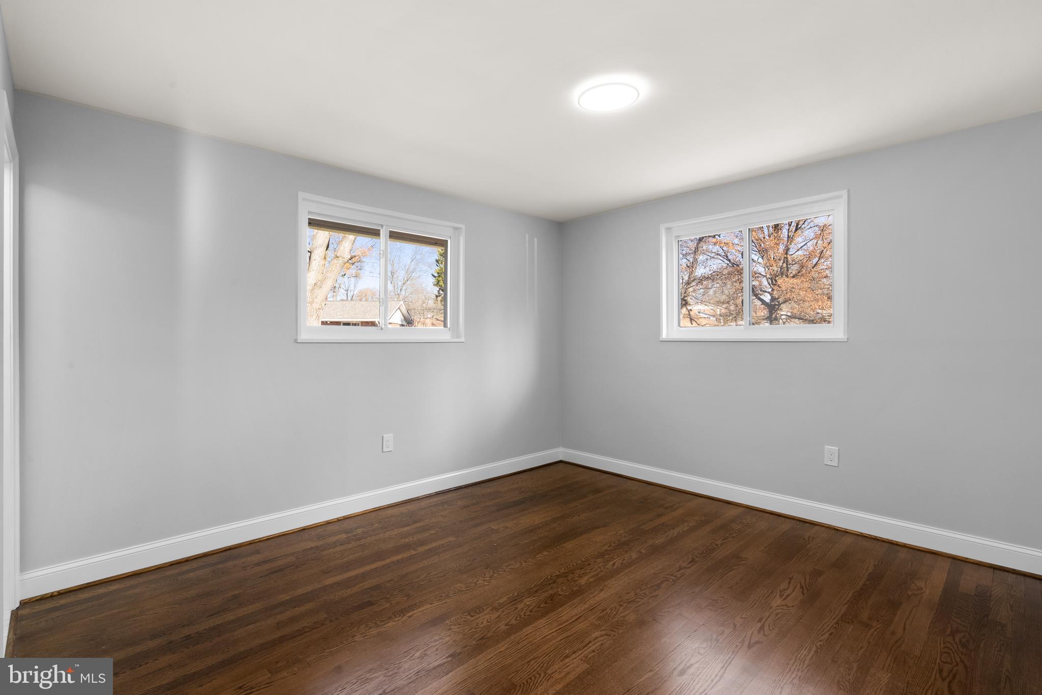 COLLEGE PARK ESTATES - Residential