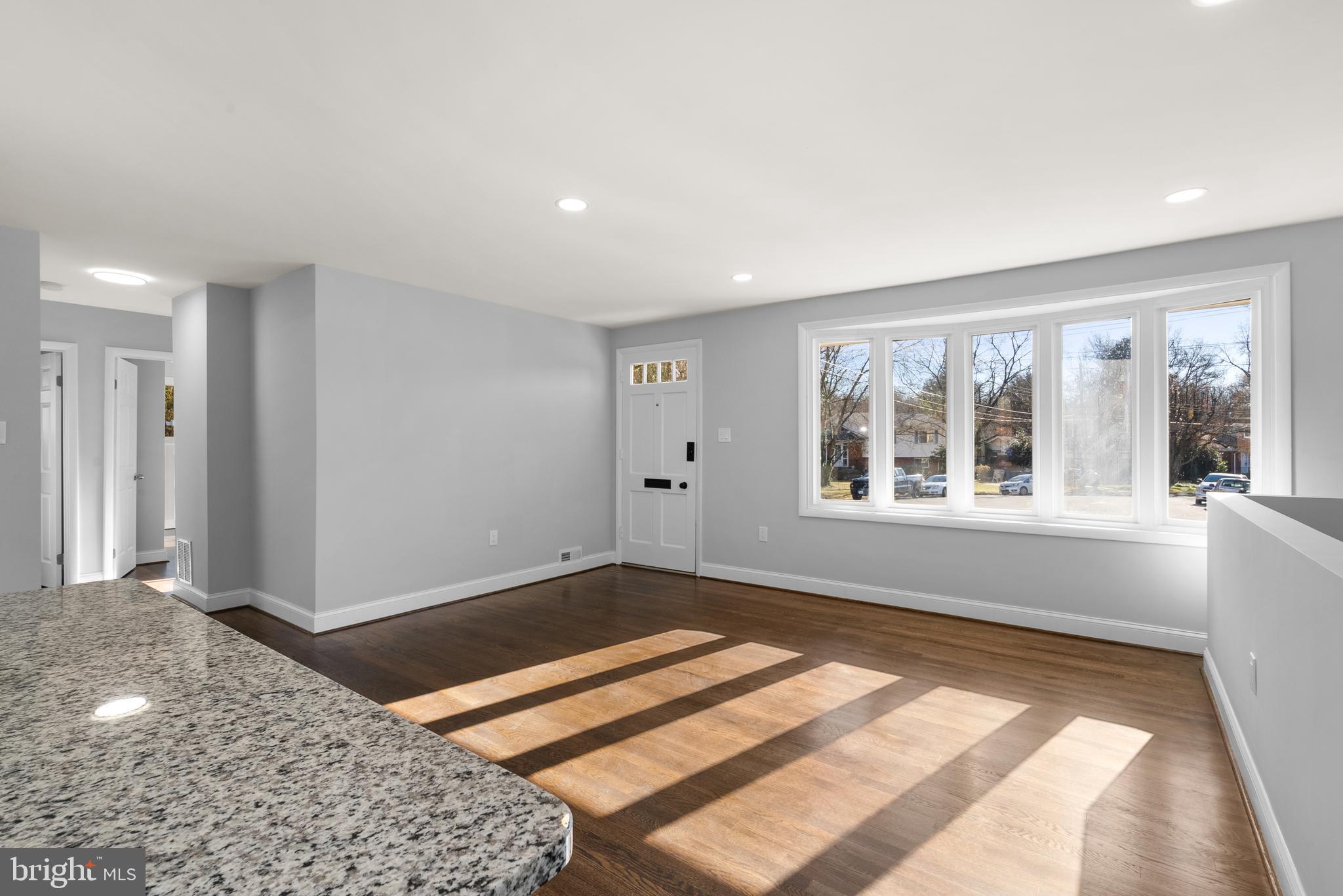 COLLEGE PARK ESTATES - Residential