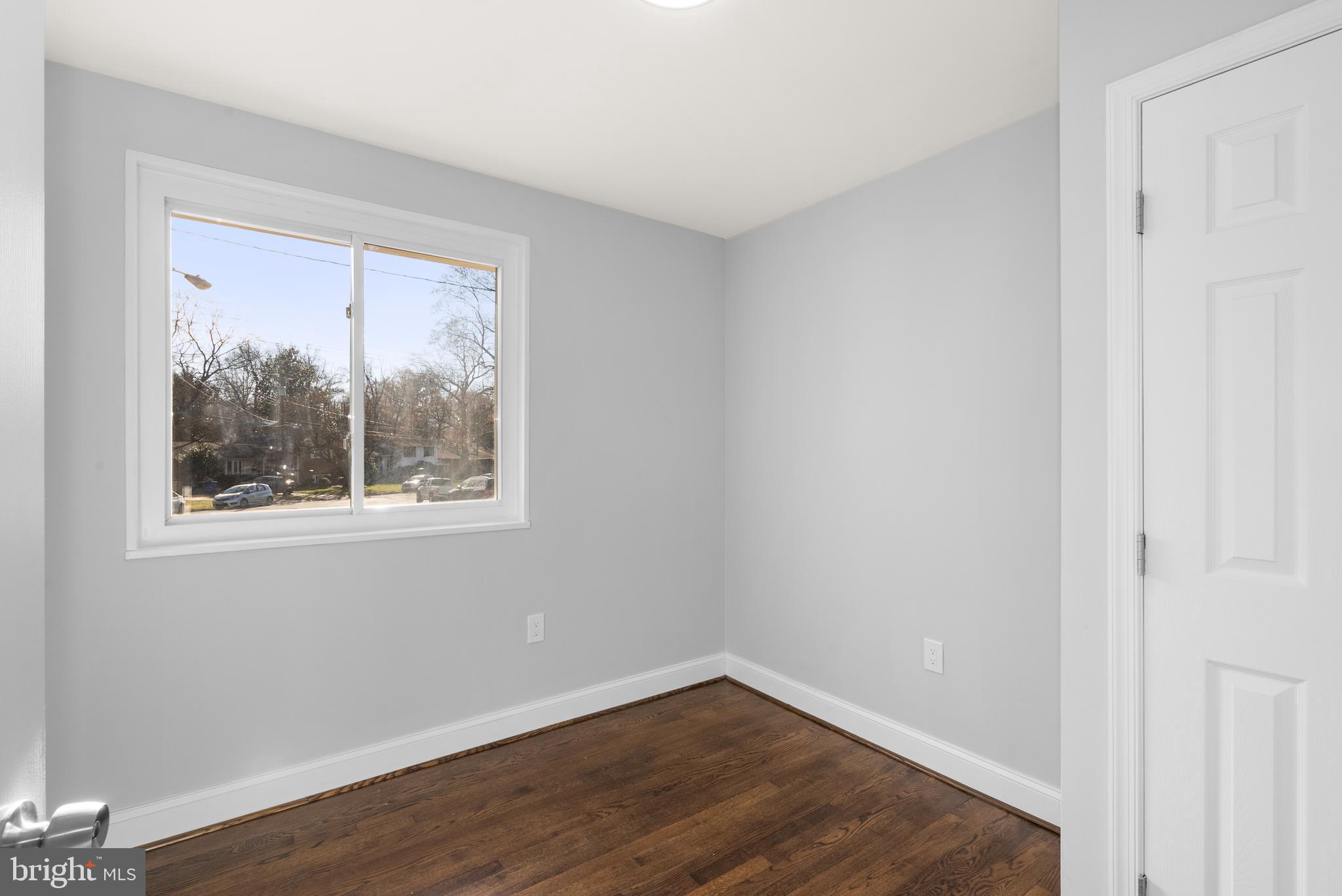 COLLEGE PARK ESTATES - Residential