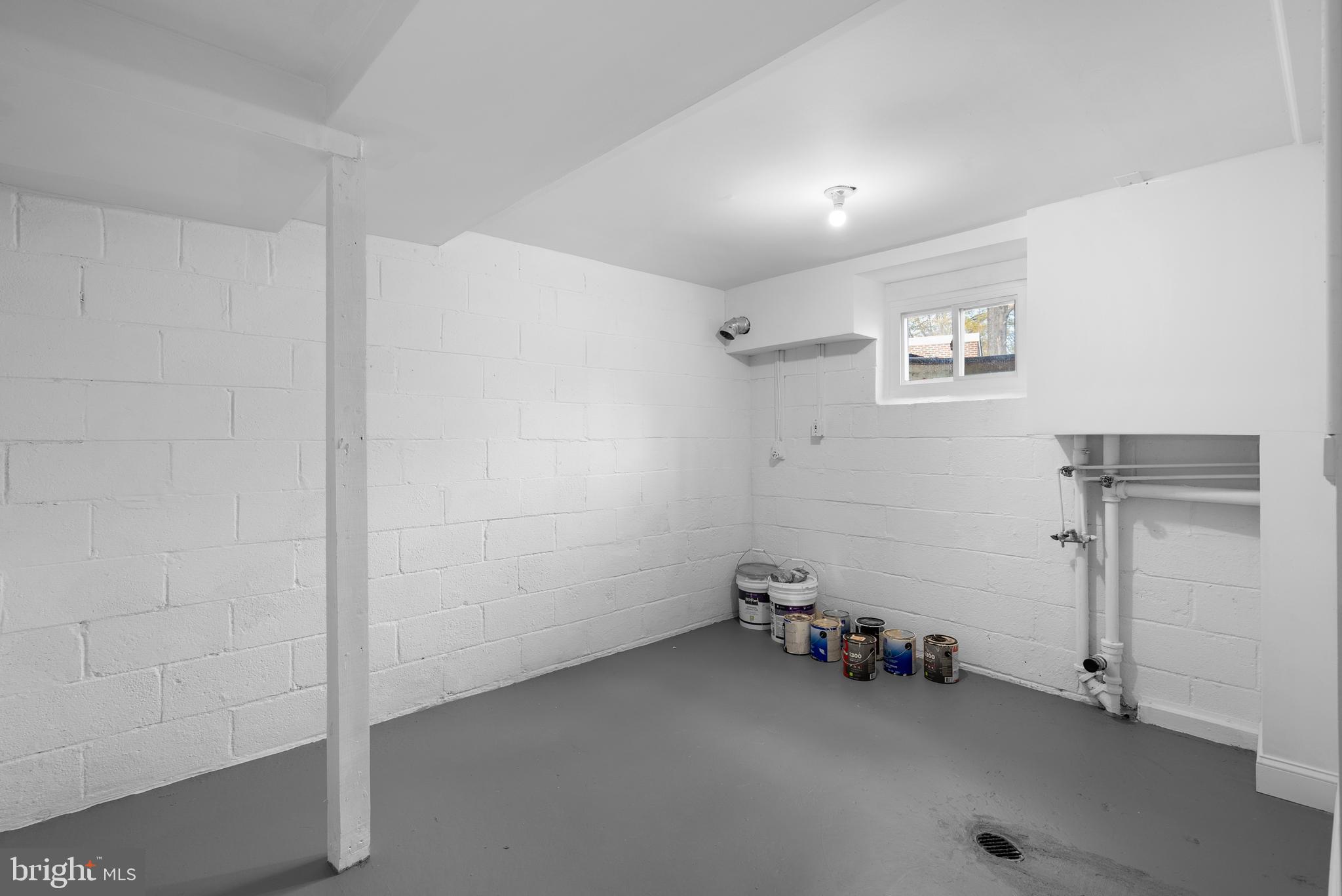 COLLEGE PARK ESTATES - Residential