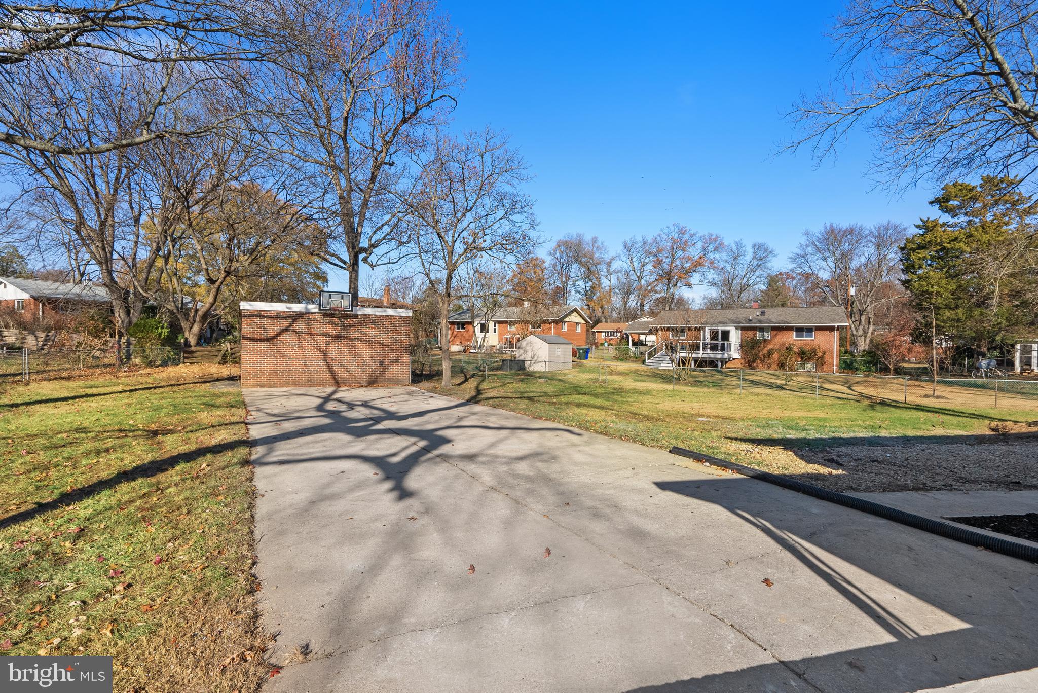 COLLEGE PARK ESTATES - Residential