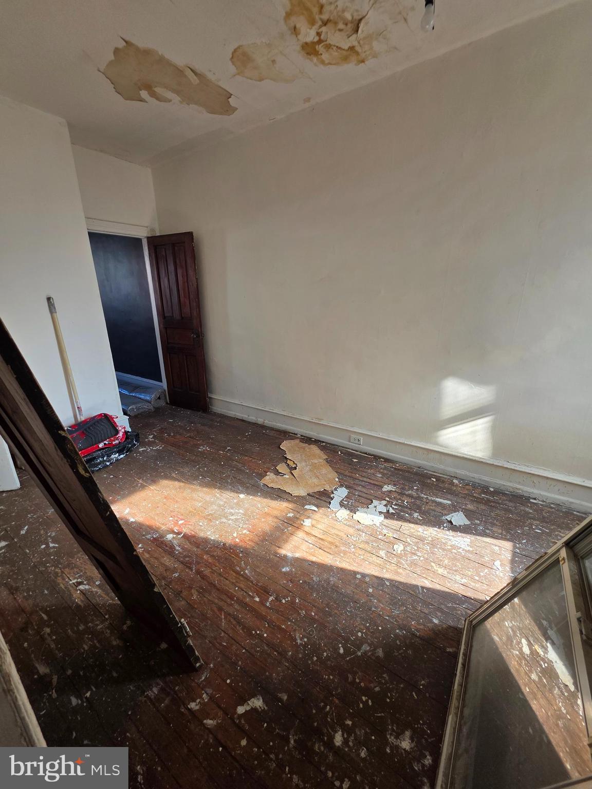 COBBS CREEK - Residential