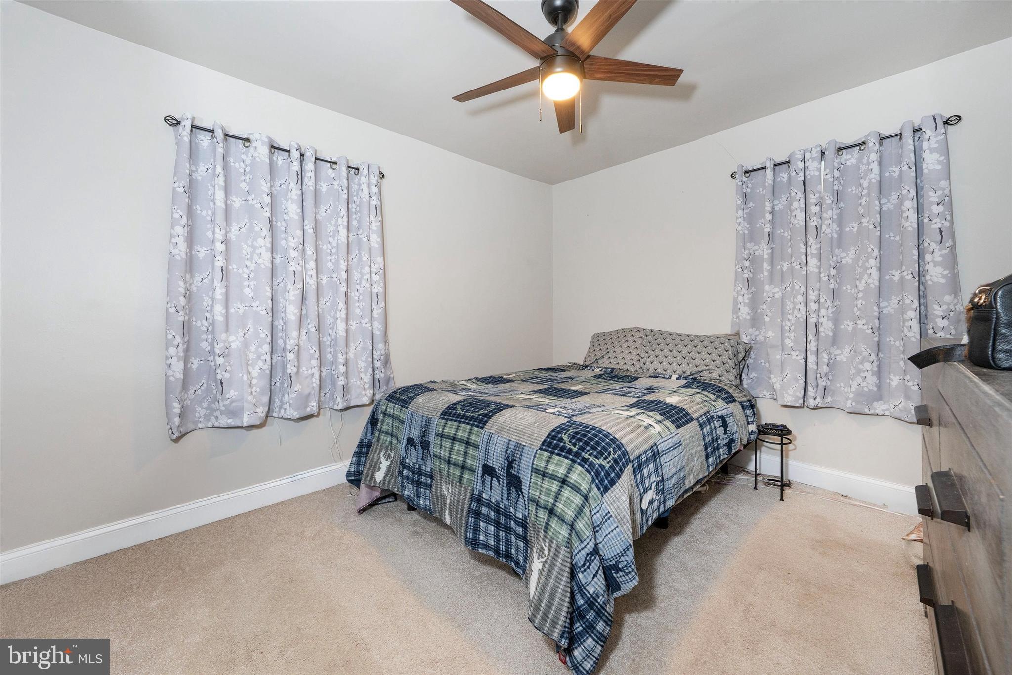 MANOR PARK - Residential