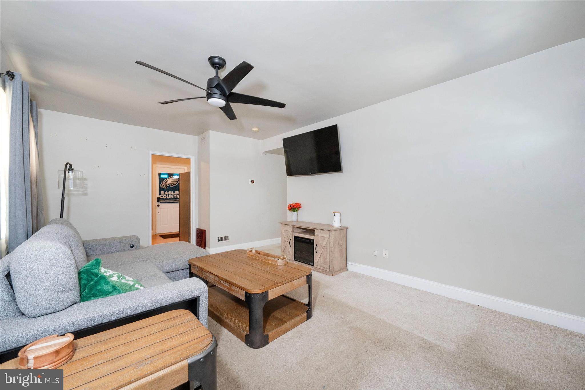 MANOR PARK - Residential