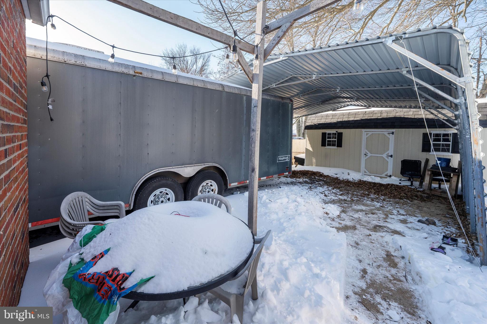 MANOR PARK - Residential