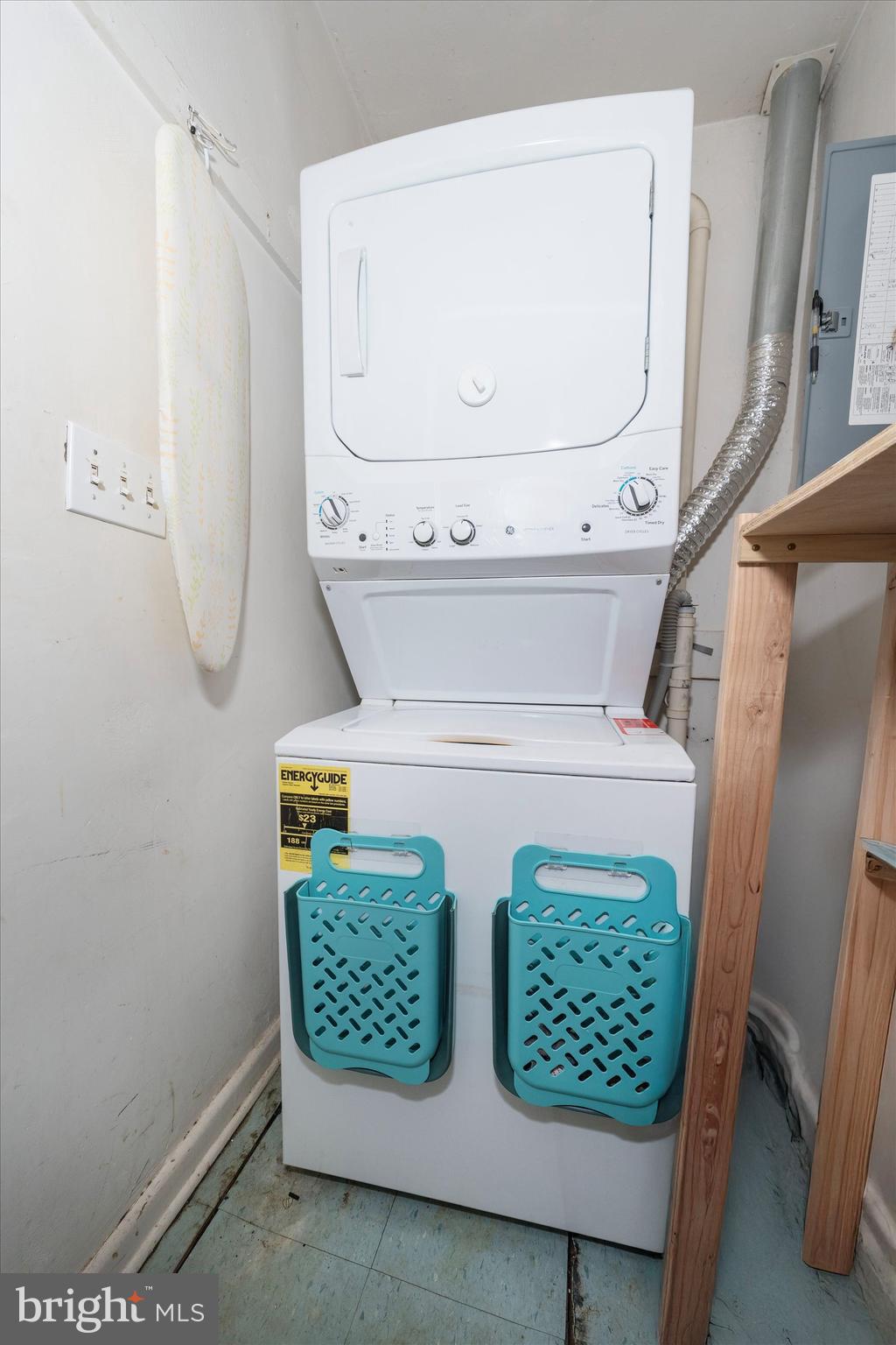 MANOR PARK - Residential