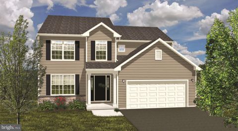 2790 SILVER MAPLE DRIVE HARRISBURG PA 17112