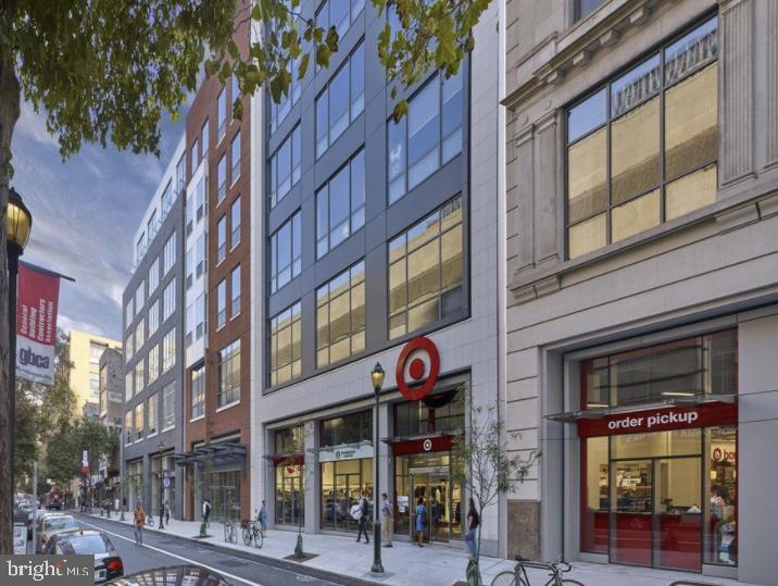 WASHINGTON SQ - Residential Lease