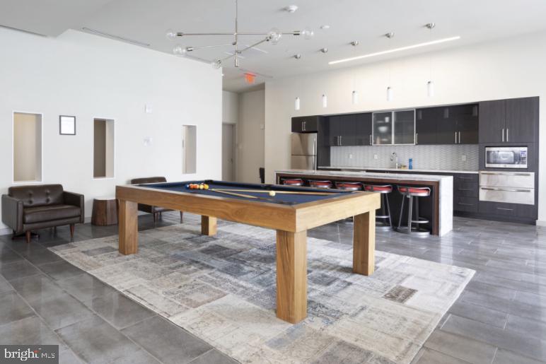 WASHINGTON SQ - Residential Lease