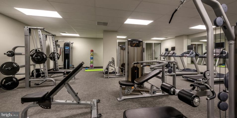 WASHINGTON SQ - Residential Lease