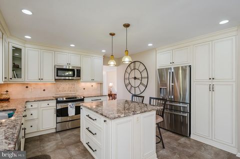 7 COUNTRY HILL COURT KINGSVILLE MD 21087