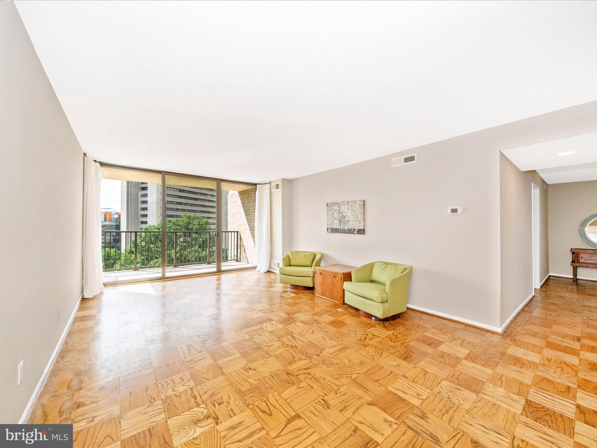 118 MONROE STREET 1105