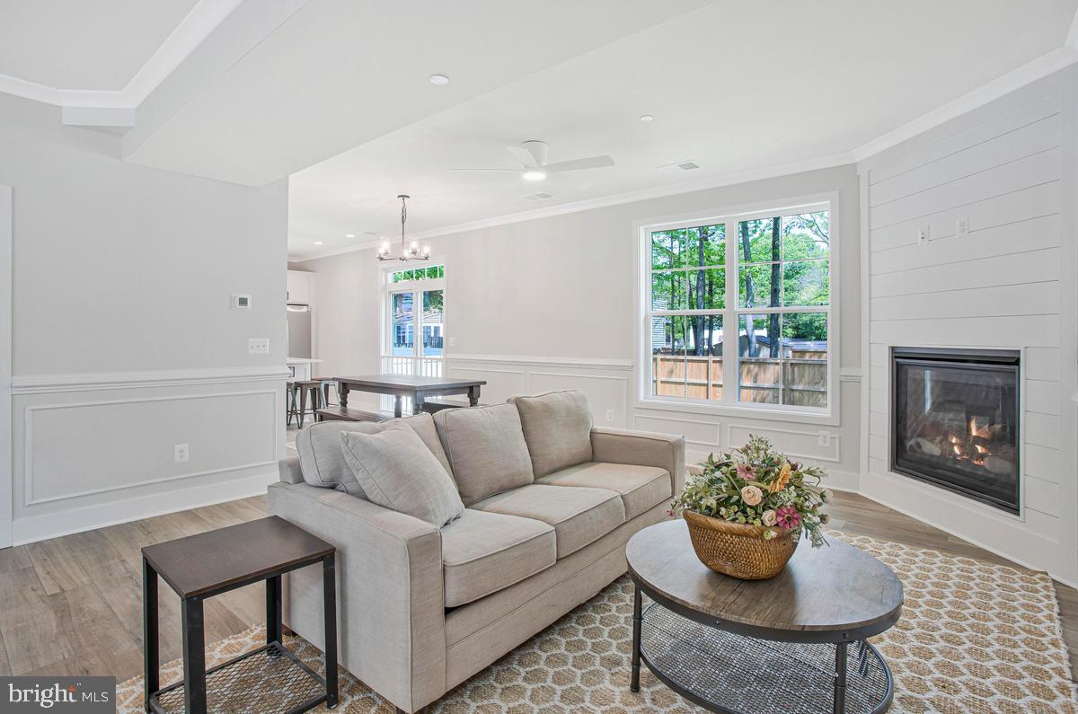 AVALON SHORES - Residential