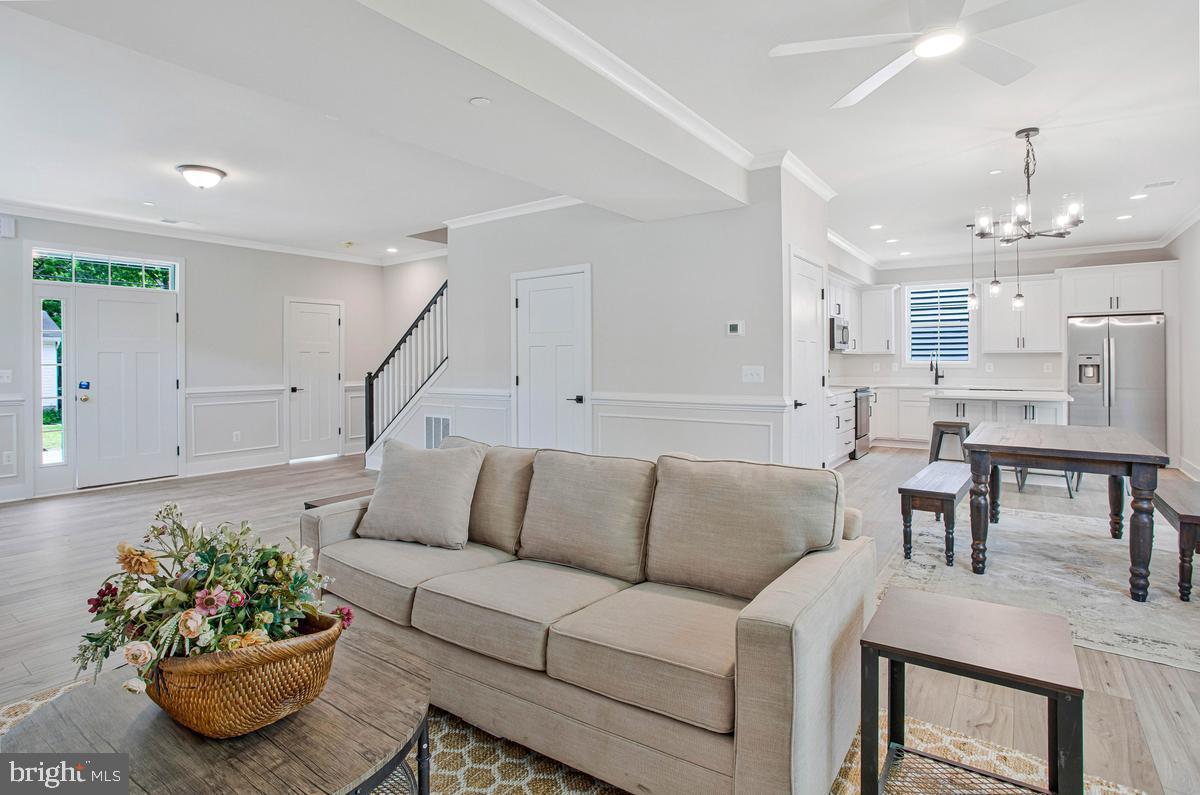 AVALON SHORES - Residential