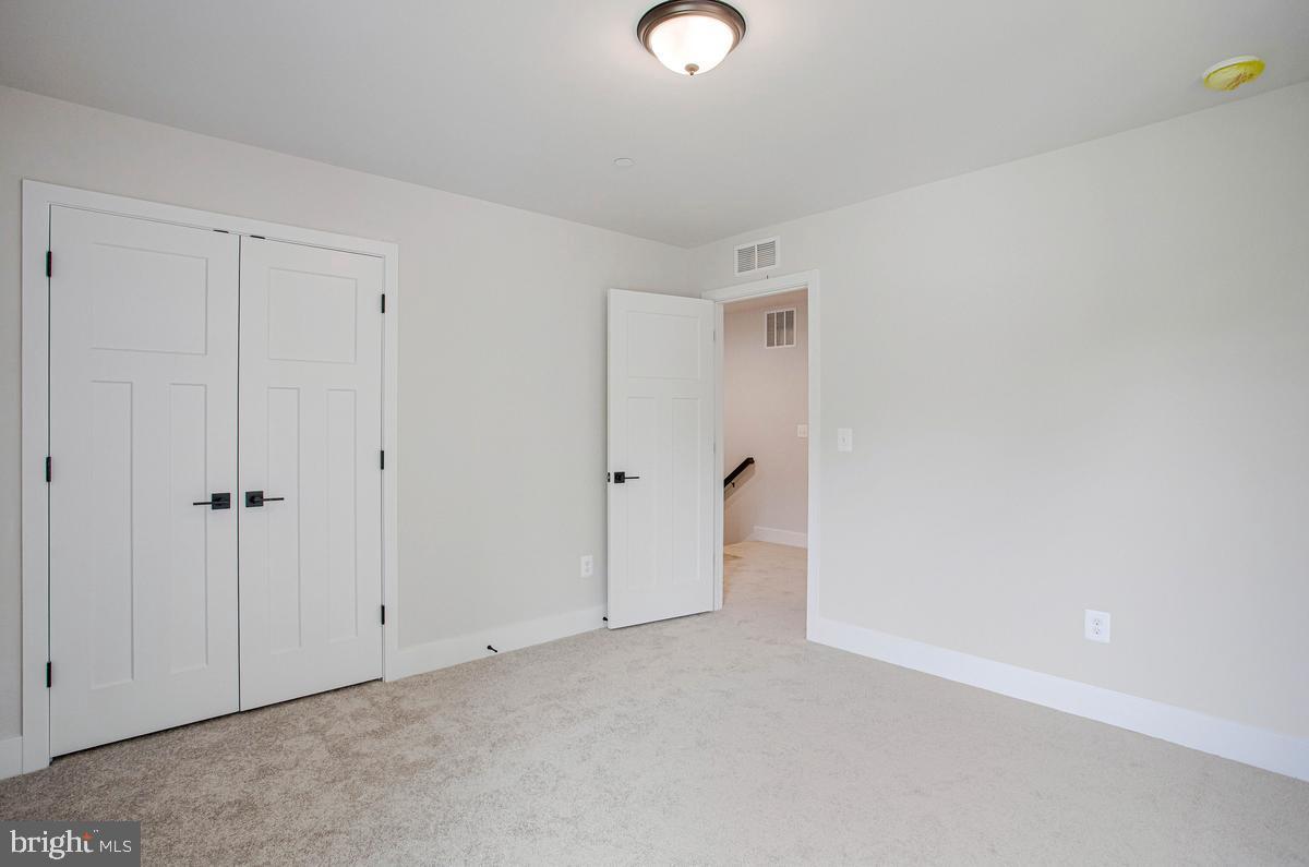 AVALON SHORES - Residential