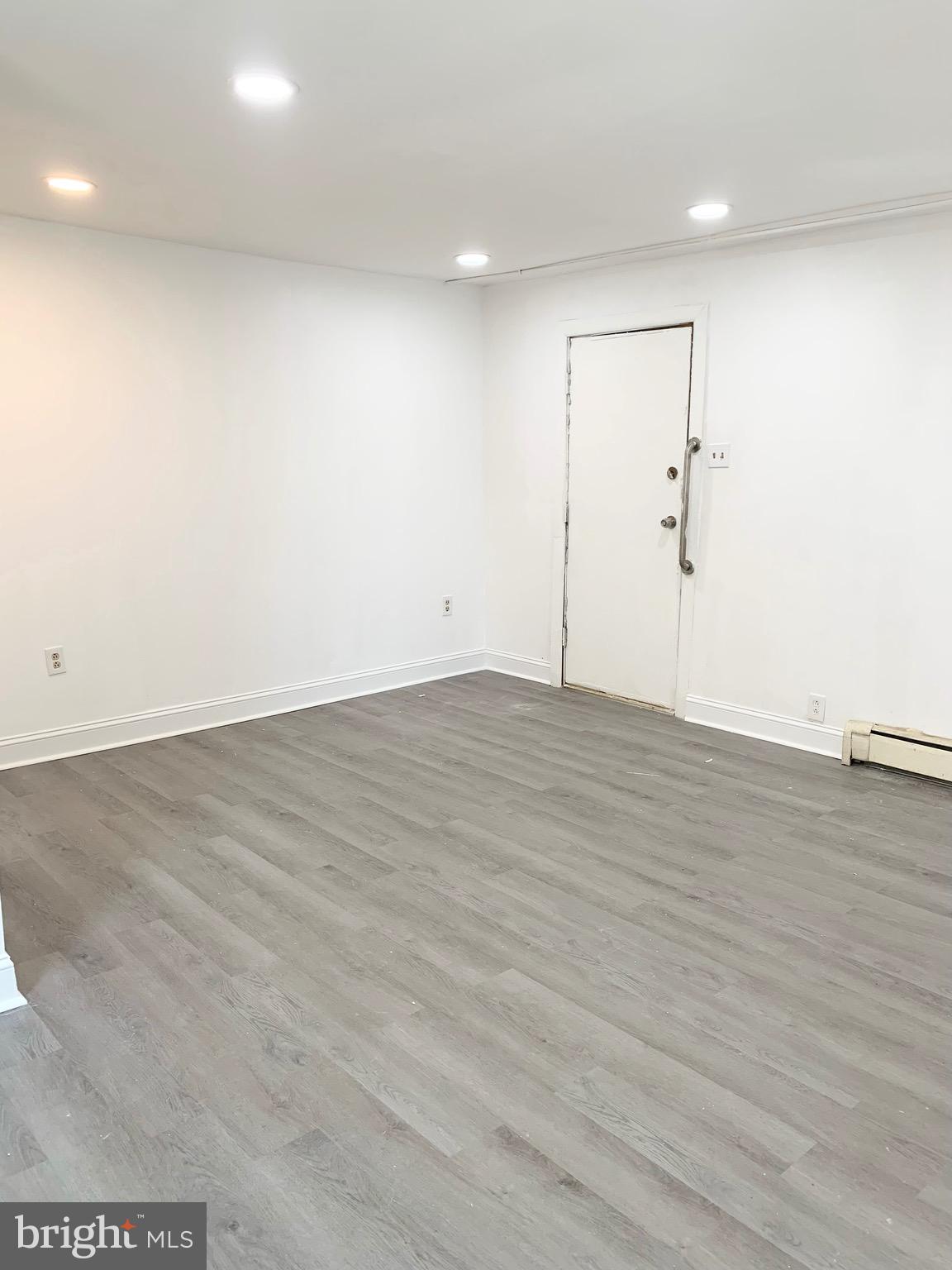 CLIFTON HEIGHTS - Residential Lease