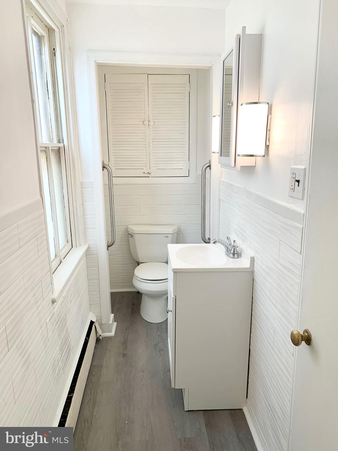 CLIFTON HEIGHTS - Residential Lease