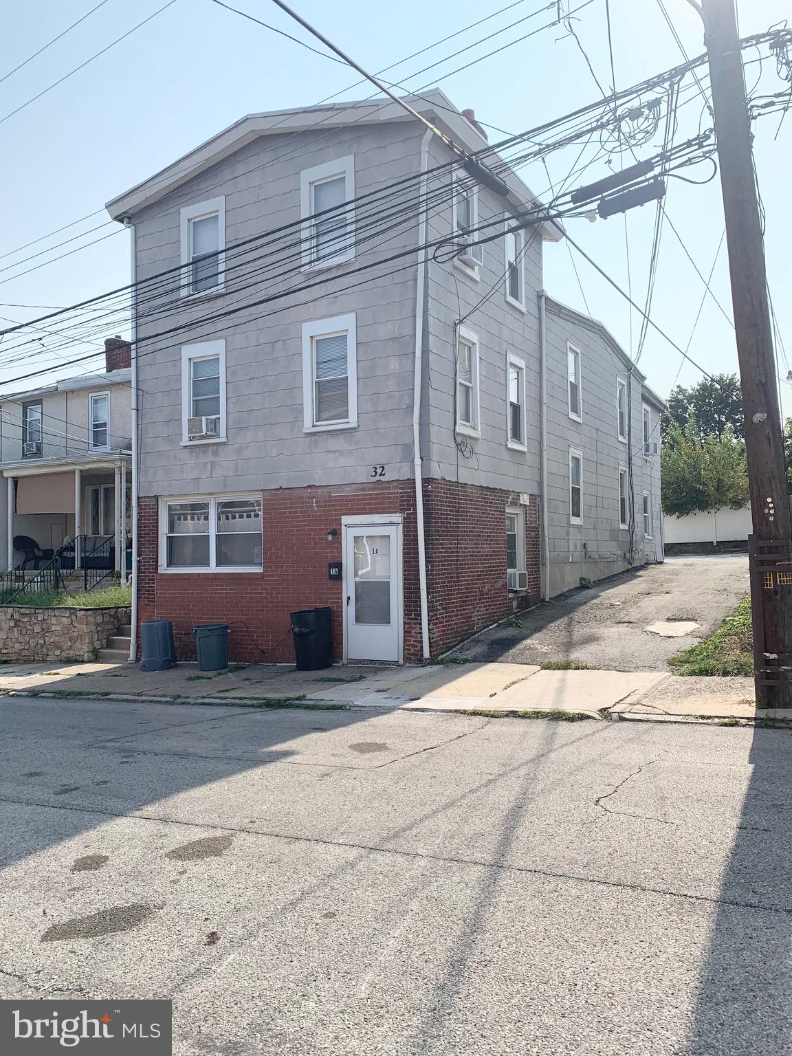 CLIFTON HEIGHTS - Residential Lease