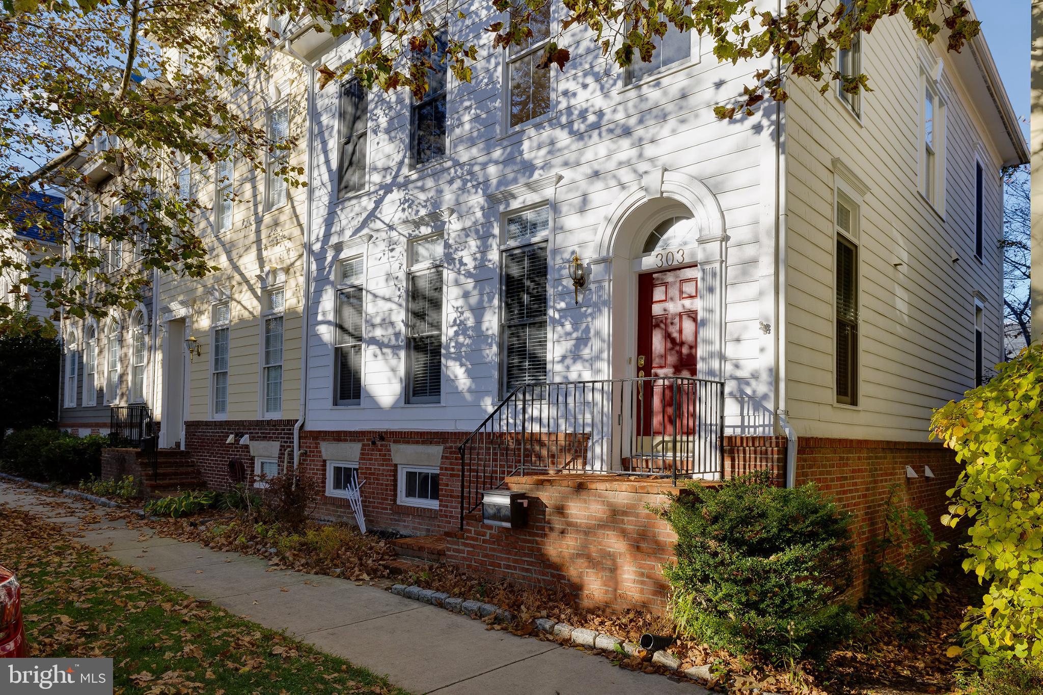 KENTLANDS MIDTOWN - Residential Lease