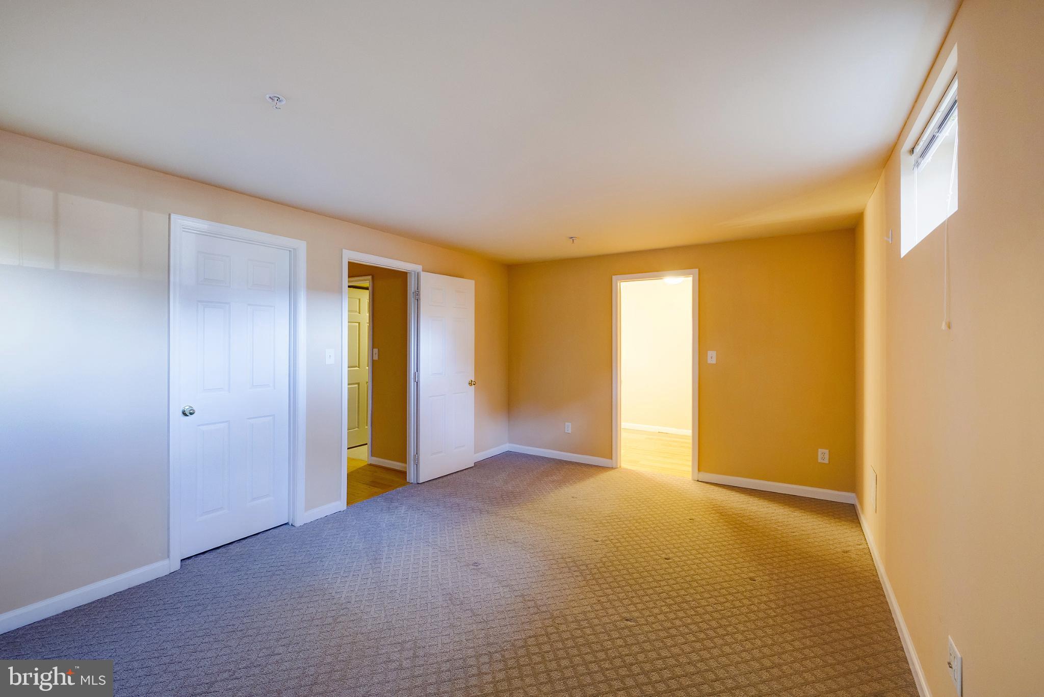 KENTLANDS MIDTOWN - Residential Lease