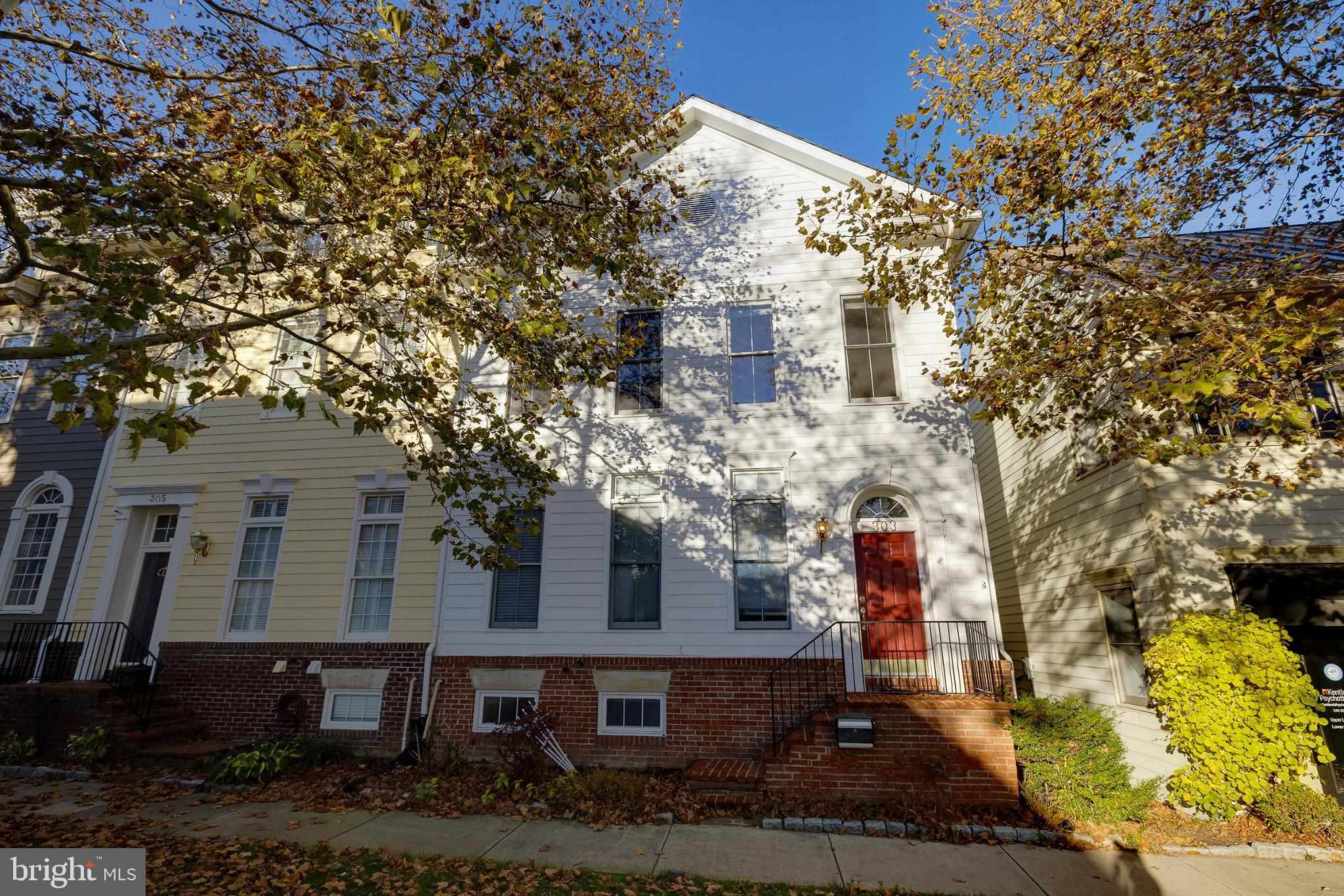 KENTLANDS MIDTOWN - Residential Lease