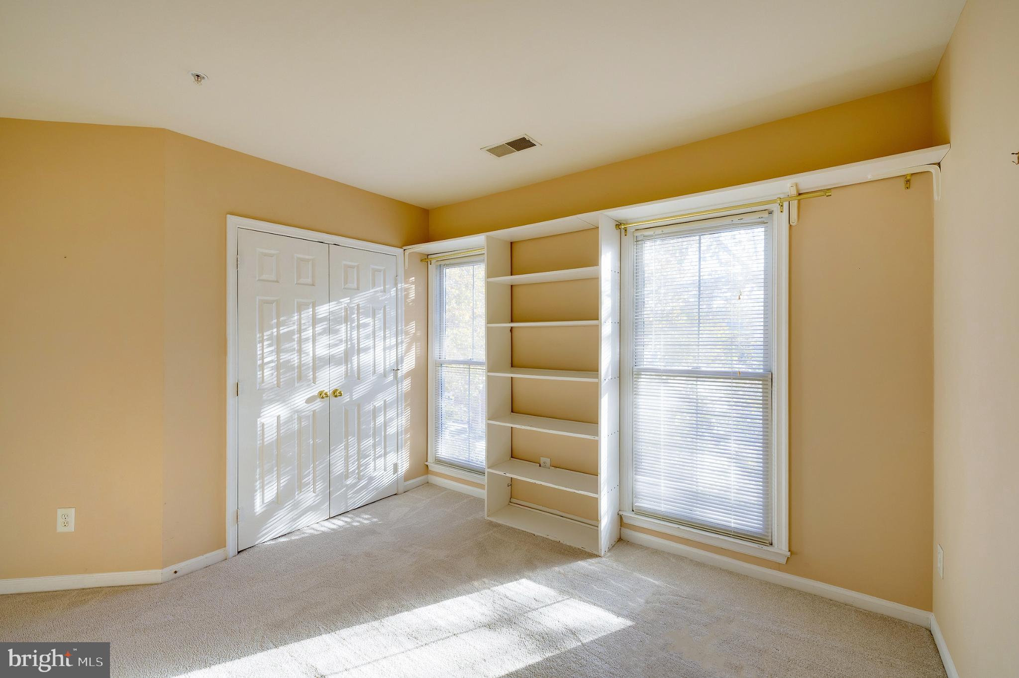 KENTLANDS MIDTOWN - Residential Lease