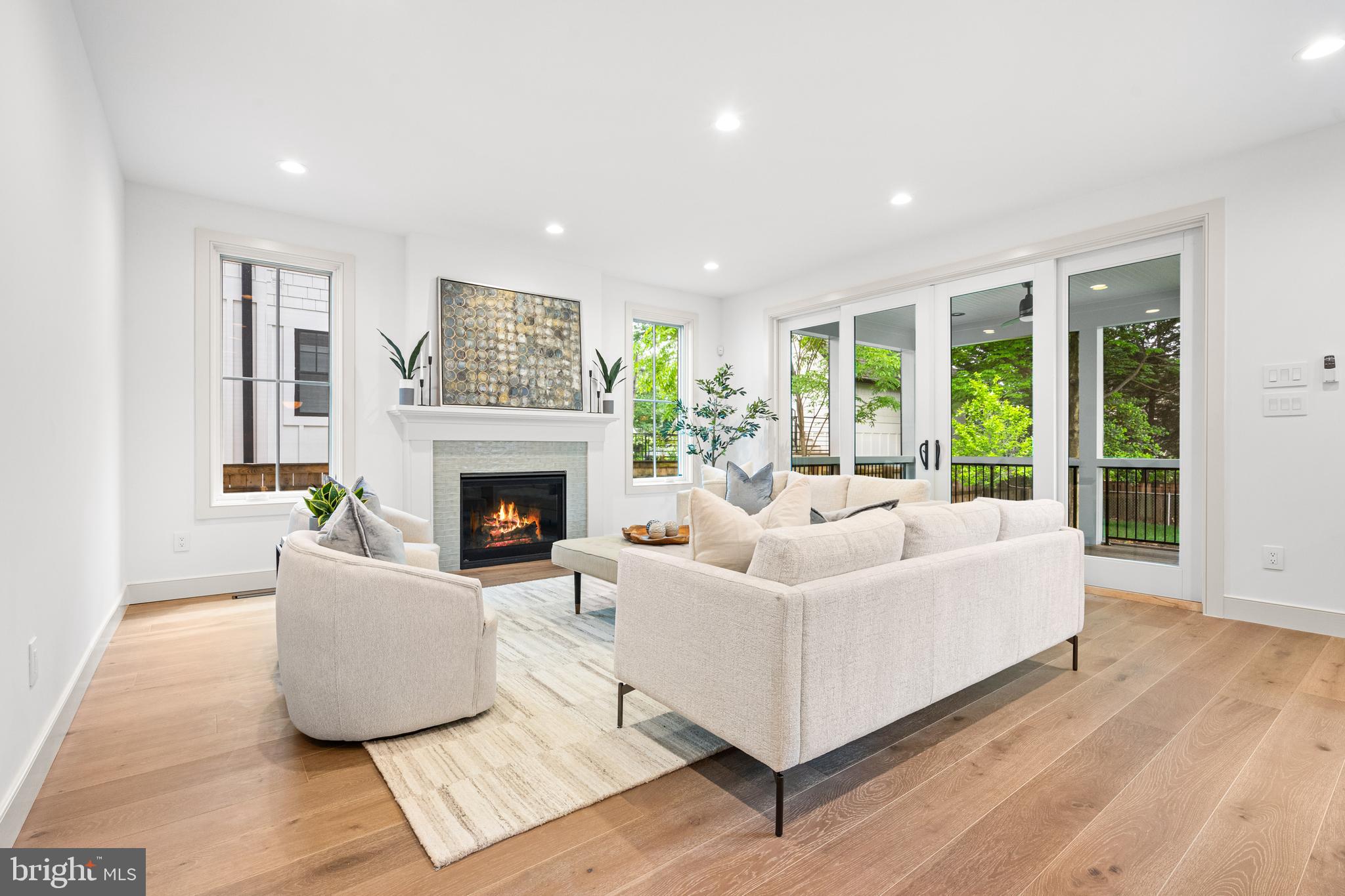 DEL RAY - Residential