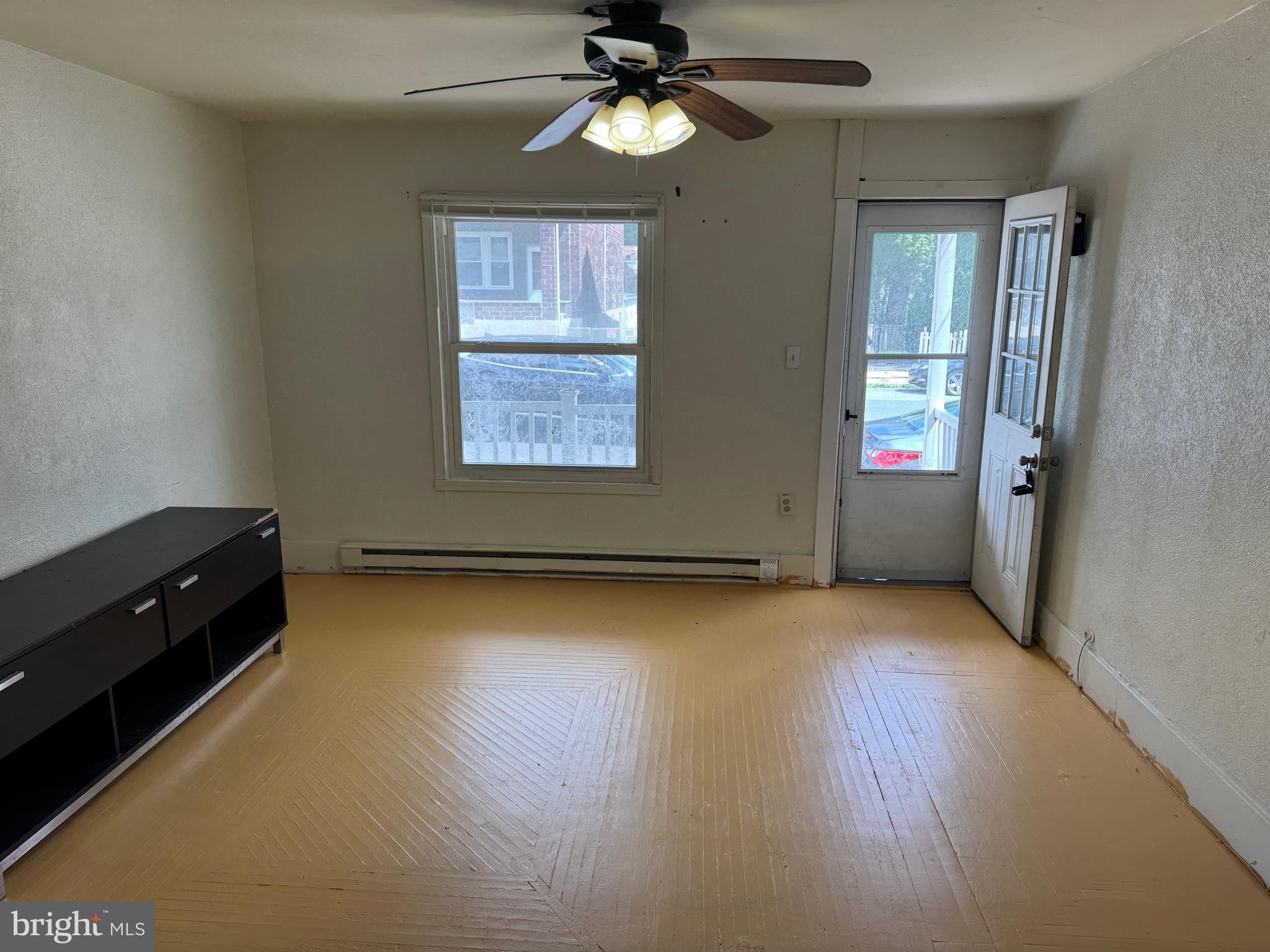302 S 2ND STREET