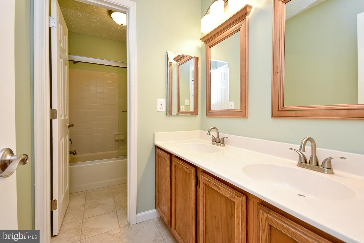 ST CHARLES SUB - DORCHESTER - Residential