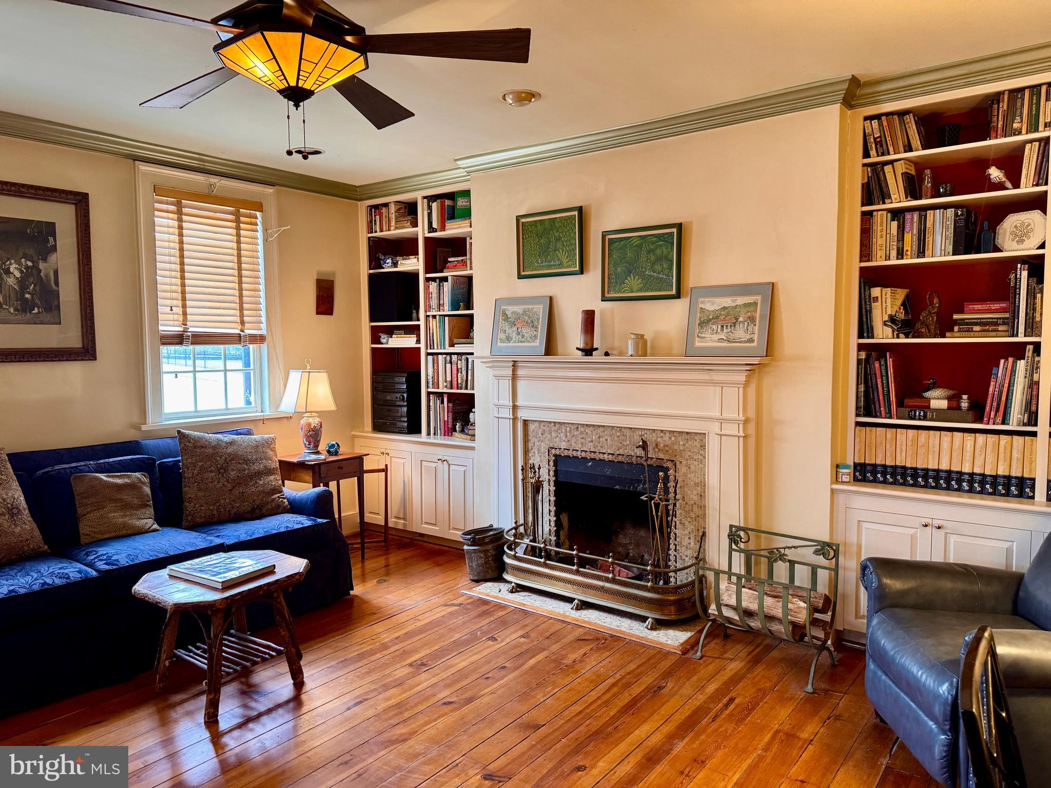 CHARLES TOWN - Residential