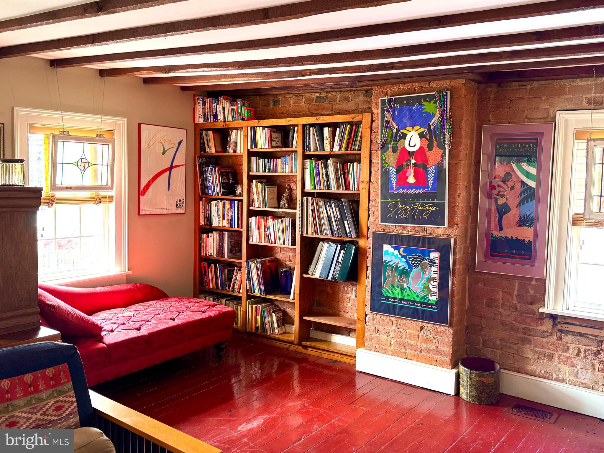 CHARLES TOWN - Residential