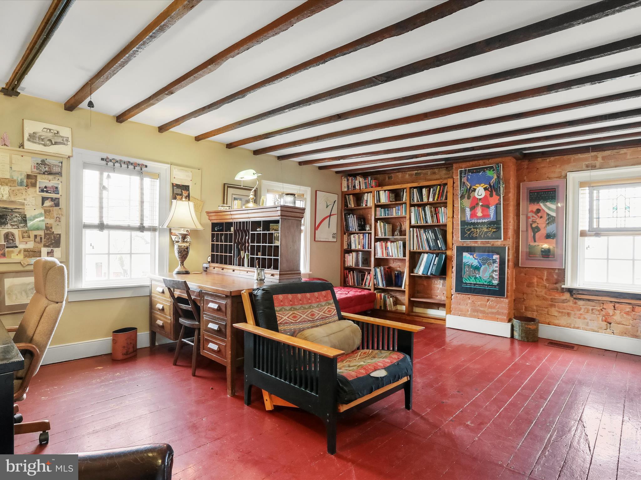 CHARLES TOWN - Residential