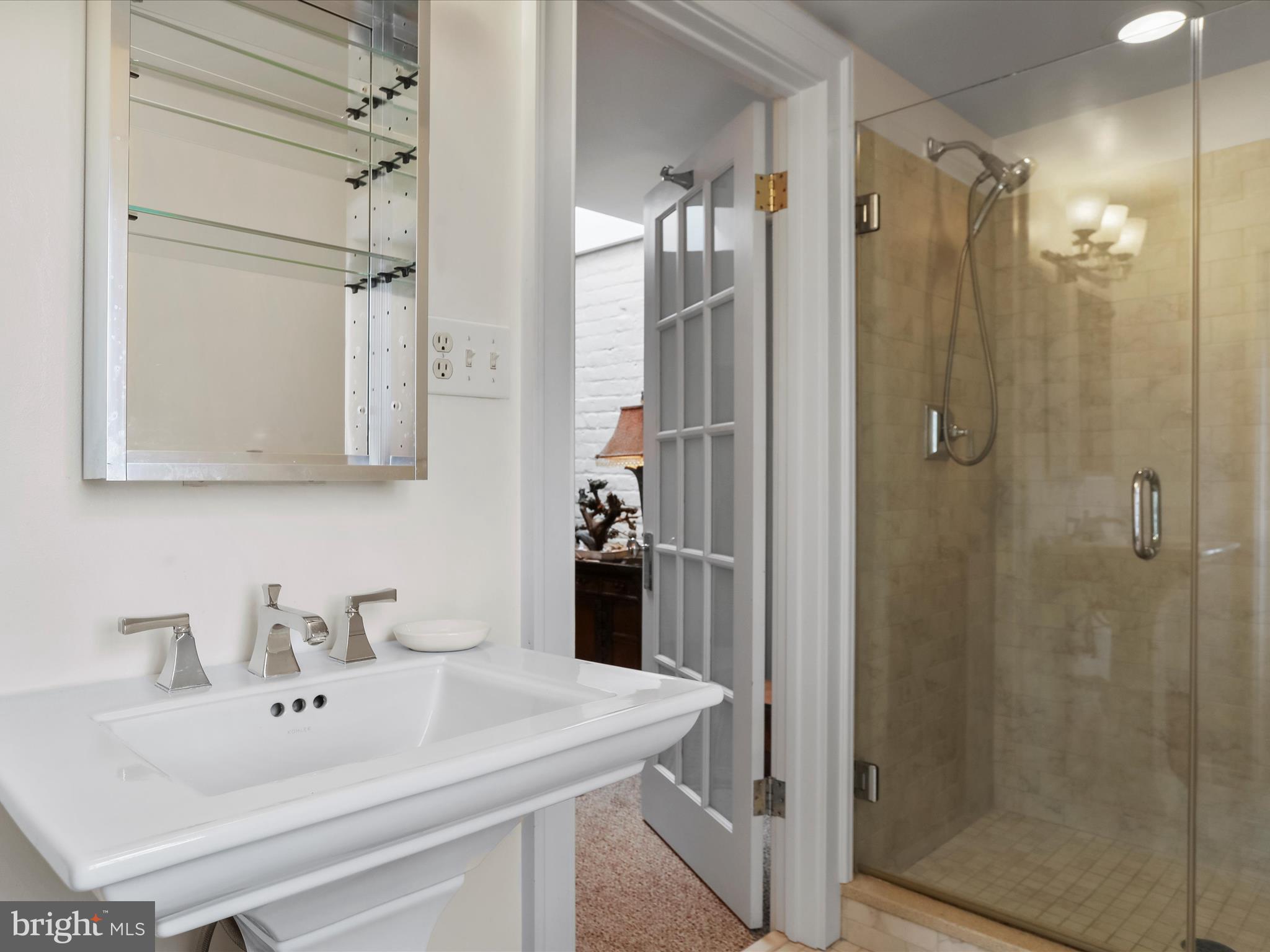 CHARLES TOWN - Residential